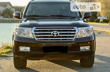 Внедорожник / Кроссовер Toyota Land Cruiser 2010 в 