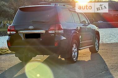Внедорожник / Кроссовер Toyota Land Cruiser 2010 в 