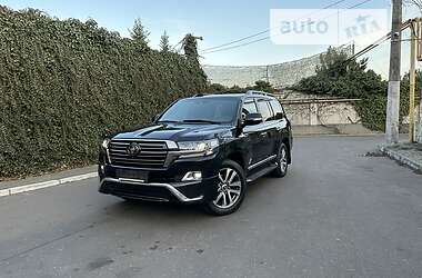 Позашляховик / Кросовер Toyota Land Cruiser 2017 в Одесі