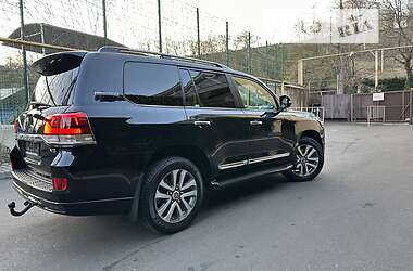 Позашляховик / Кросовер Toyota Land Cruiser 2017 в Одесі