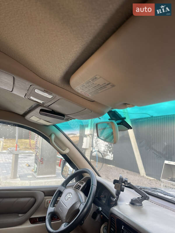 Внедорожник / Кроссовер Toyota Land Cruiser 2001 в Львове