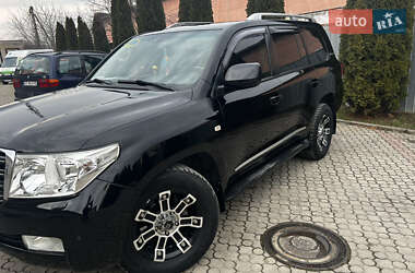 Позашляховик / Кросовер Toyota Land Cruiser 2011 в Ужгороді