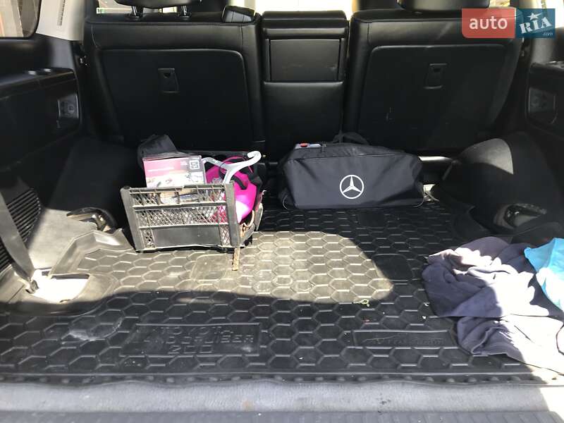 Внедорожник / Кроссовер Toyota Land Cruiser 2011 в Кривом Роге