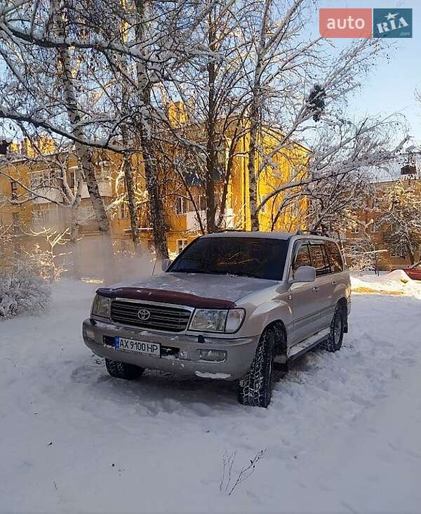 Позашляховик / Кросовер Toyota Land Cruiser 2004 в Лозовій