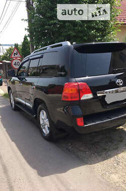 Позашляховик / Кросовер Toyota Land Cruiser 2014 в Ужгороді