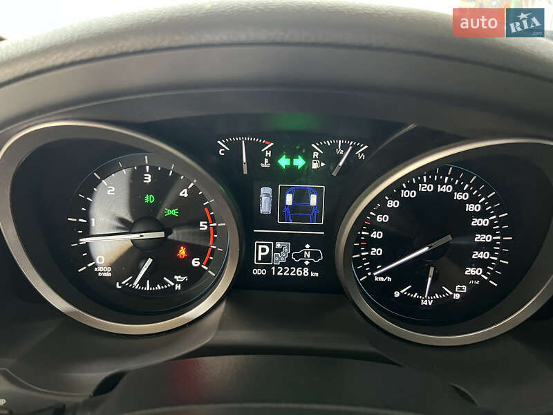 Внедорожник / Кроссовер Toyota Land Cruiser 2012 в Киеве