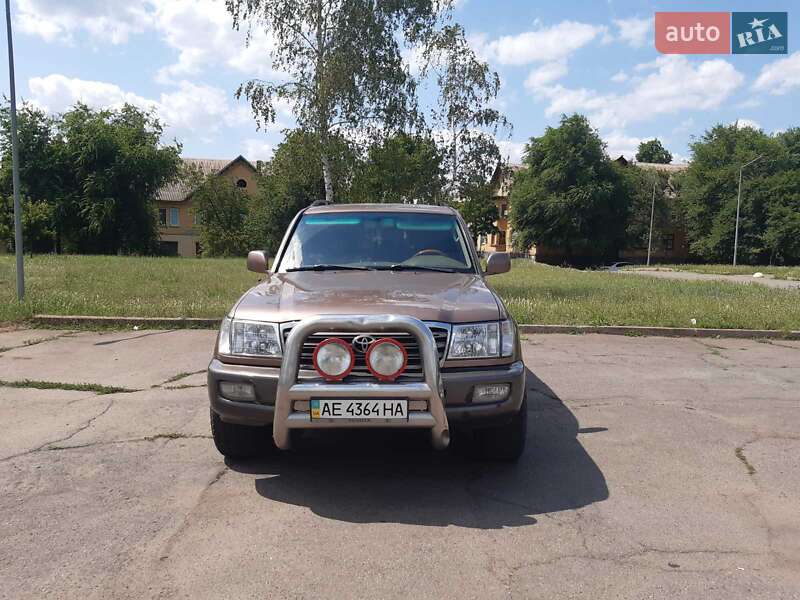 Внедорожник / Кроссовер Toyota Land Cruiser 1999 в Кривом Роге