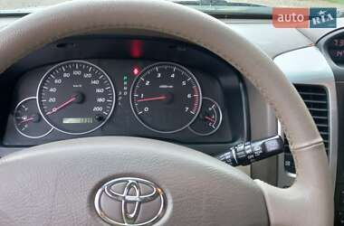 Позашляховик / Кросовер Toyota Land Cruiser 2004 в Львові
