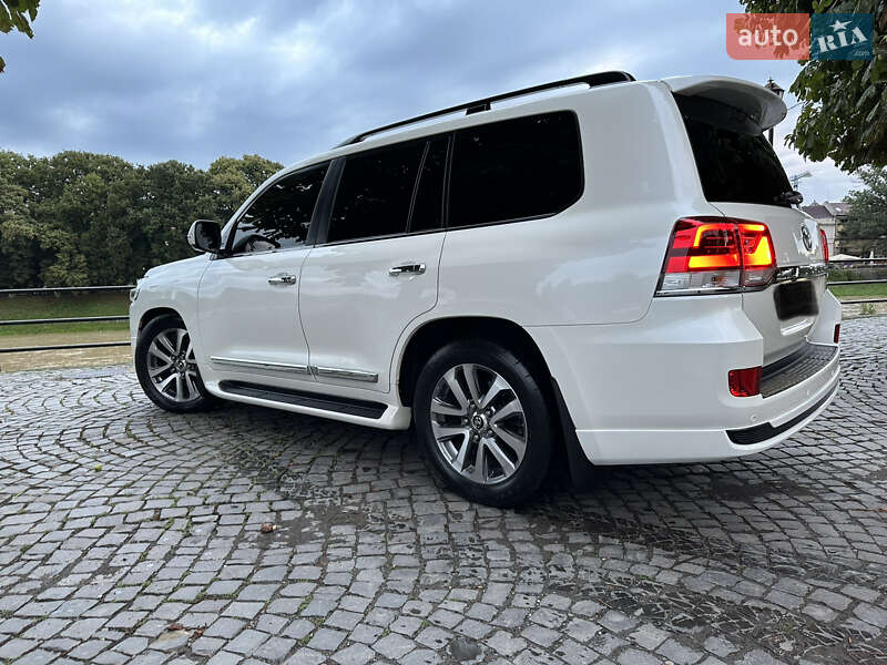 Внедорожник / Кроссовер Toyota Land Cruiser 2019 в Ужгороде