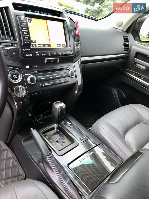 Внедорожник / Кроссовер Toyota Land Cruiser 2008 в Днепре