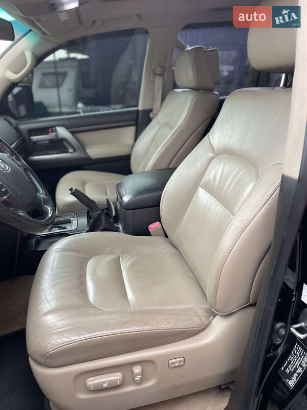 Внедорожник / Кроссовер Toyota Land Cruiser 2008 в Тернополе