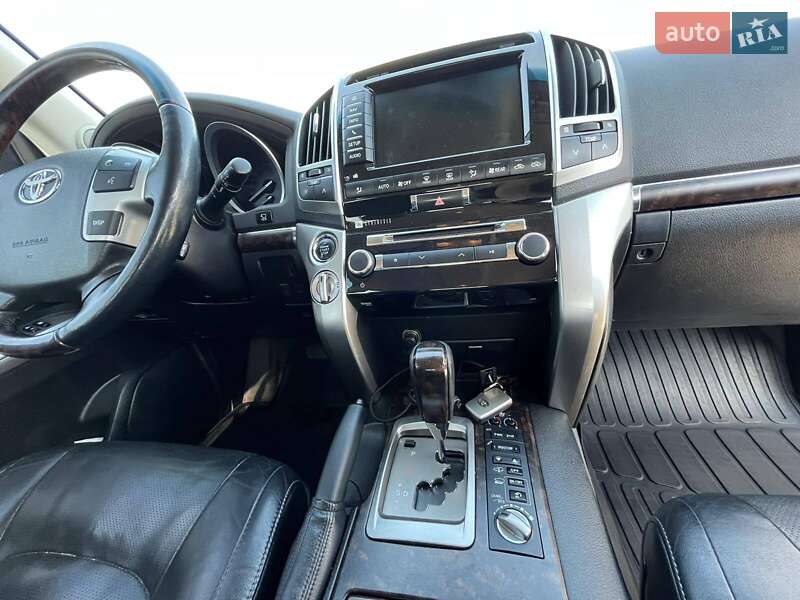 Позашляховик / Кросовер Toyota Land Cruiser 2013 в Вінниці