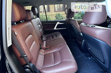 Внедорожник / Кроссовер Toyota Land Cruiser 2019 в 