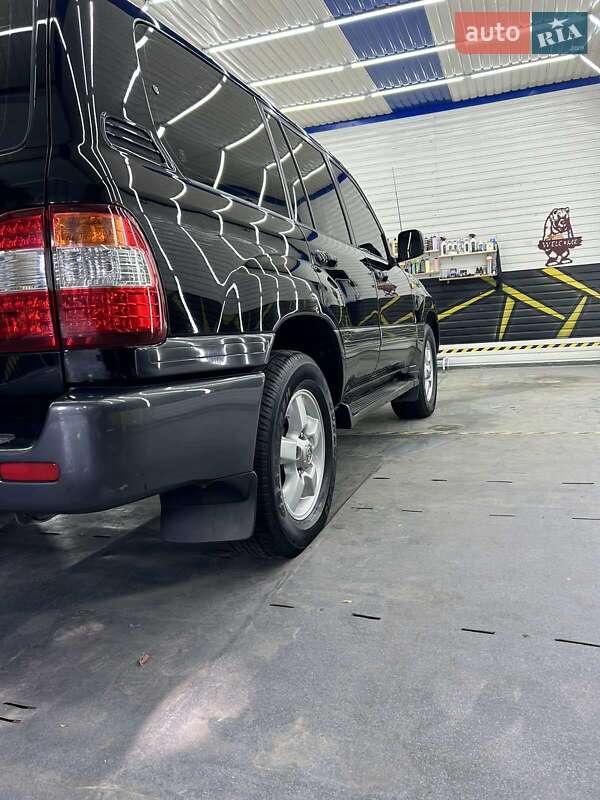 Внедорожник / Кроссовер Toyota Land Cruiser 2006 в Киеве