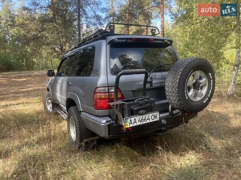 Позашляховик / Кросовер Toyota Land Cruiser 1998 в Києві