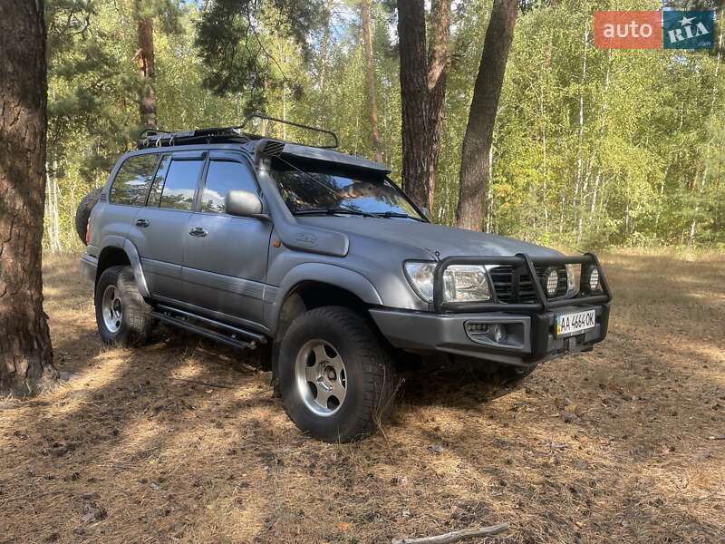 Позашляховик / Кросовер Toyota Land Cruiser 1998 в Києві