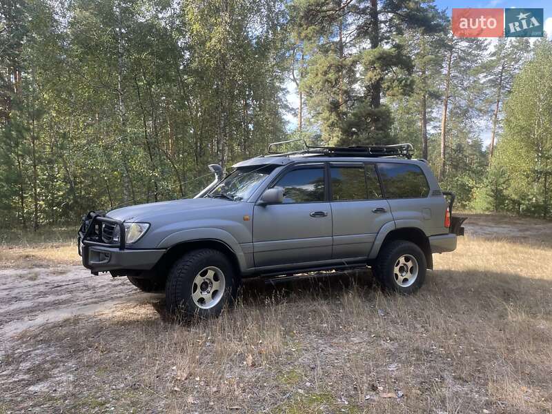 Позашляховик / Кросовер Toyota Land Cruiser 1998 в Києві