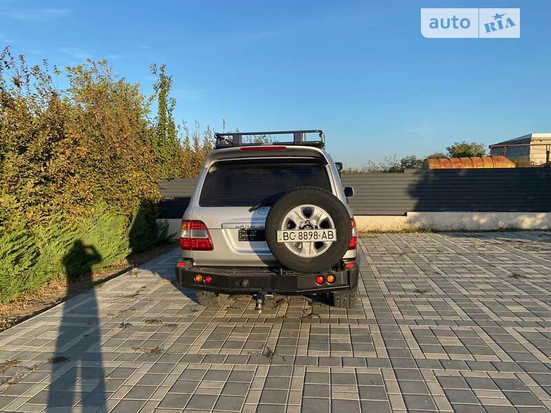 Внедорожник / Кроссовер Toyota Land Cruiser 2006 в Одессе