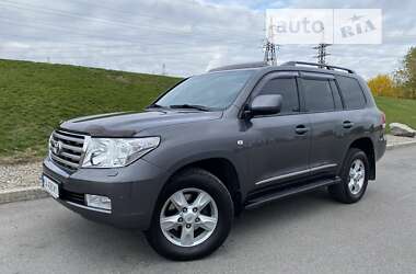 Позашляховик / Кросовер Toyota Land Cruiser 2008 в Києві