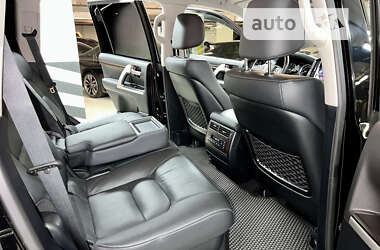 Внедорожник / Кроссовер Toyota Land Cruiser 2019 в 