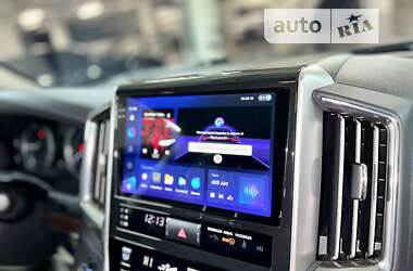 Внедорожник / Кроссовер Toyota Land Cruiser 2019 в 