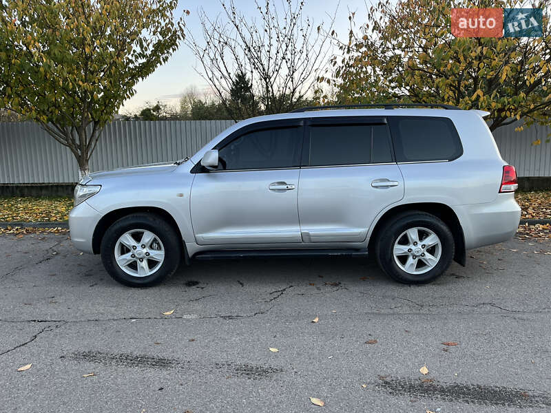 Позашляховик / Кросовер Toyota Land Cruiser 2008 в Сваляві