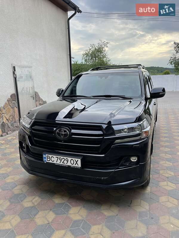 Внедорожник / Кроссовер Toyota Land Cruiser 2018 в Жовкве