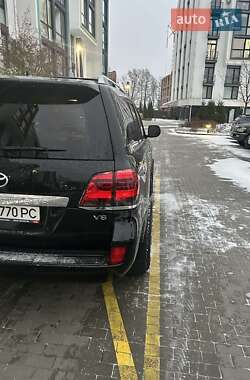 Внедорожник / Кроссовер Toyota Land Cruiser 2014 в 
