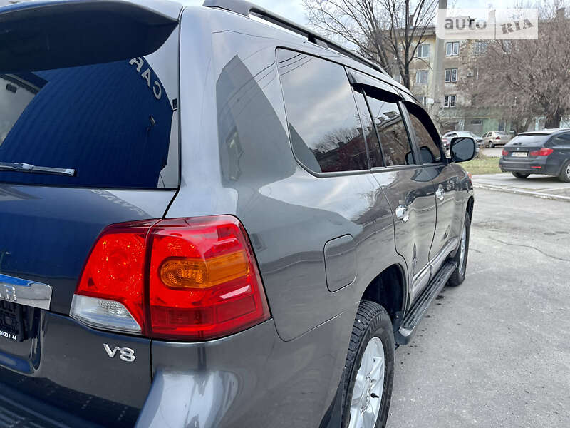 Внедорожник / Кроссовер Toyota Land Cruiser 2012 в Каменском фото 10 Внедорожник / Кроссовер Toyota Land Cruiser 2012 в Каменском