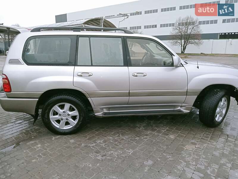 Внедорожник / Кроссовер Toyota Land Cruiser 2000 в Херсоне