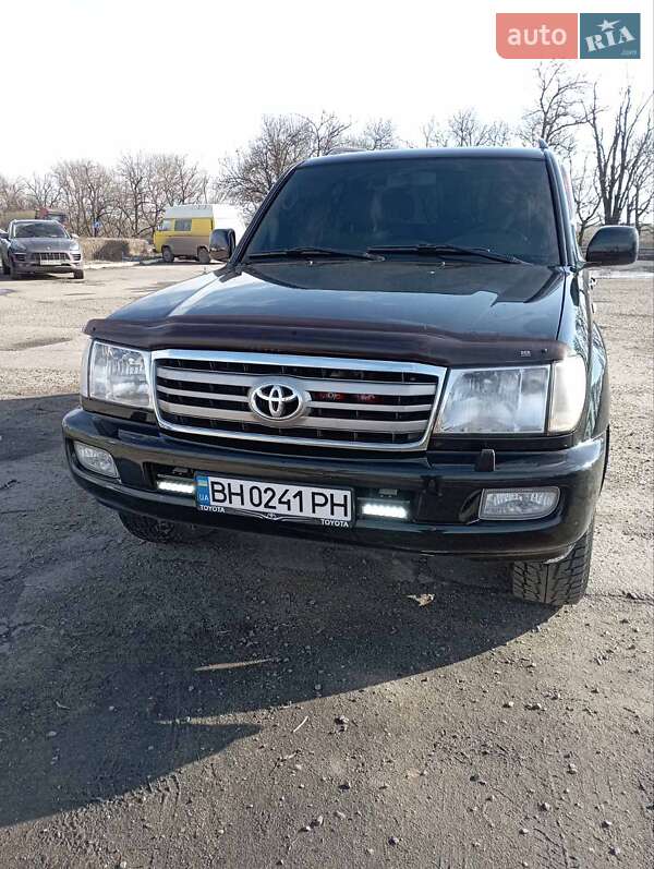 Позашляховик / Кросовер Toyota Land Cruiser 2002 в Одесі