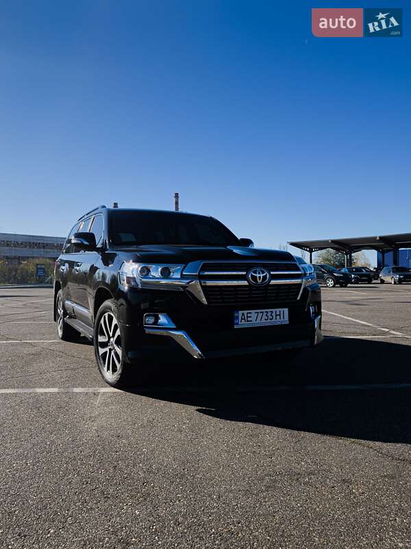 Внедорожник / Кроссовер Toyota Land Cruiser 2014 в Кривом Роге