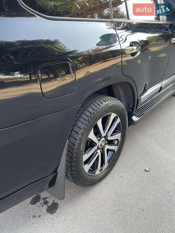 Внедорожник / Кроссовер Toyota Land Cruiser 2014 в Кривом Роге