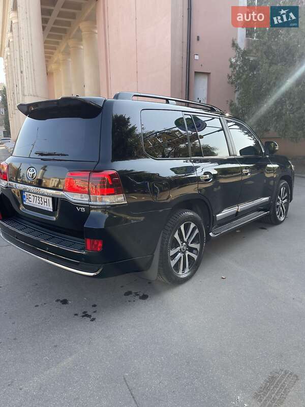 Внедорожник / Кроссовер Toyota Land Cruiser 2014 в Кривом Роге