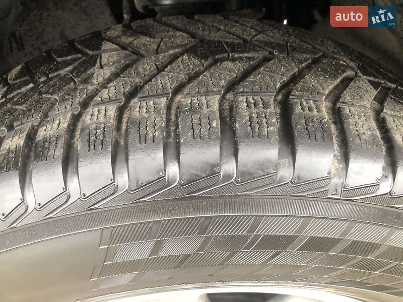 Внедорожник / Кроссовер Toyota Land Cruiser 2007 в Ровно