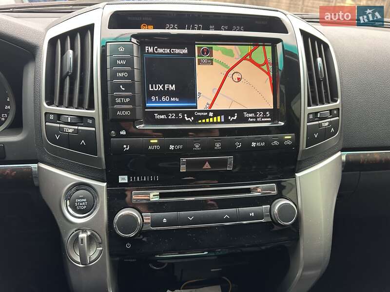 Позашляховик / Кросовер Toyota Land Cruiser 2012 в Кривому Розі