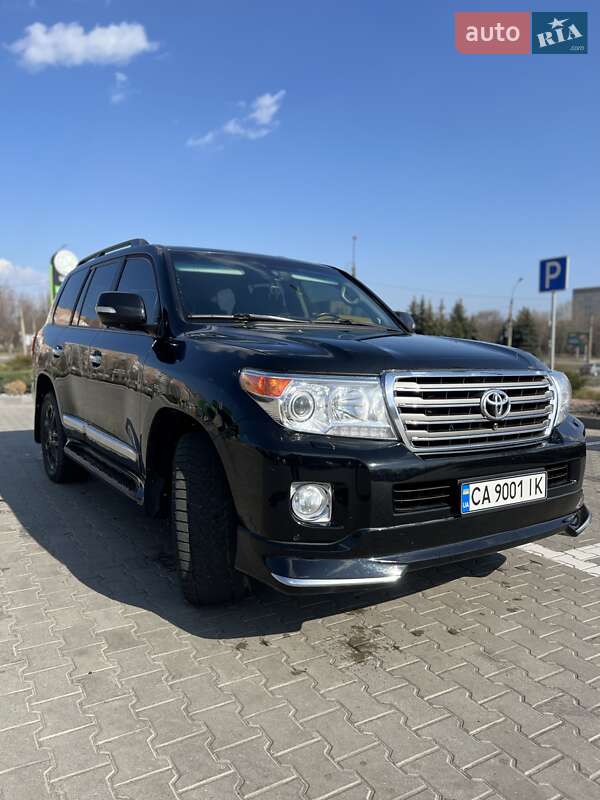 Toyota Land Cruiser 2014
