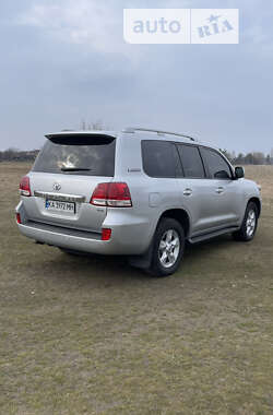 Внедорожник / Кроссовер Toyota Land Cruiser 2011 в Киеве