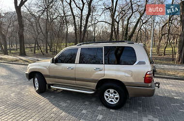 Внедорожник / Кроссовер Toyota Land Cruiser 1999 в 