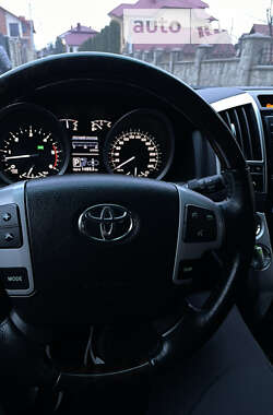 Внедорожник / Кроссовер Toyota Land Cruiser 2013 в Тернополе