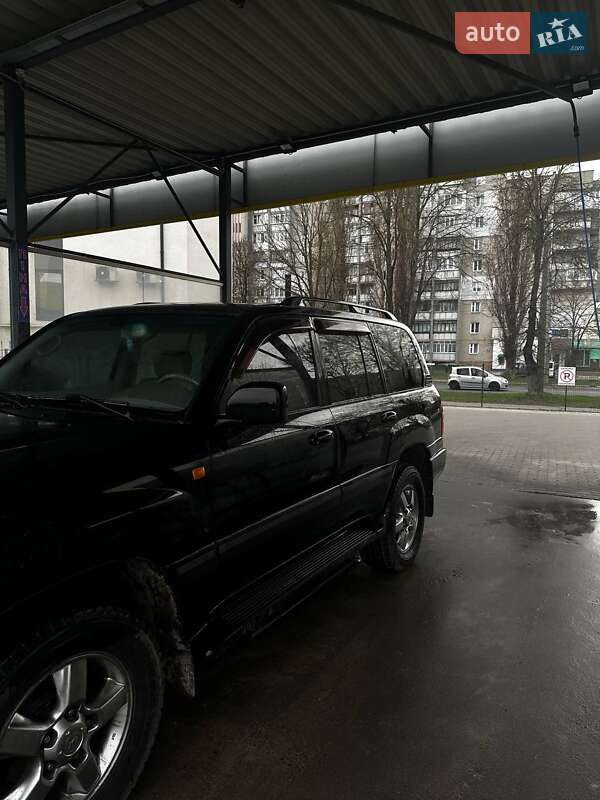 Внедорожник / Кроссовер Toyota Land Cruiser 2007 в Луцке