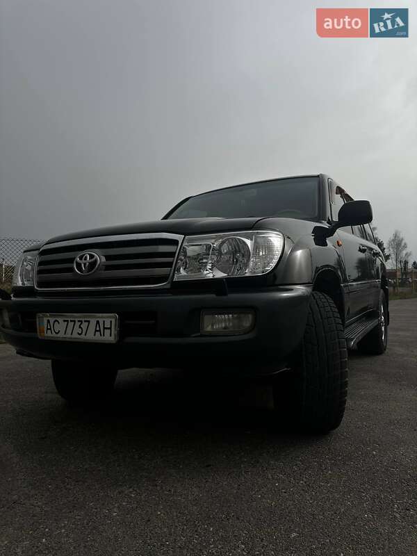 Внедорожник / Кроссовер Toyota Land Cruiser 2007 в Луцке