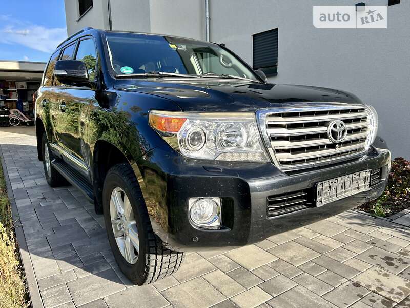 Позашляховик / Кросовер Toyota Land Cruiser 2013 в Києві