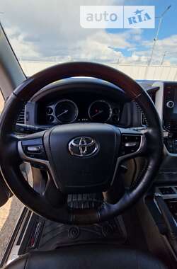 Внедорожник / Кроссовер Toyota Land Cruiser 2019 в Черновцах