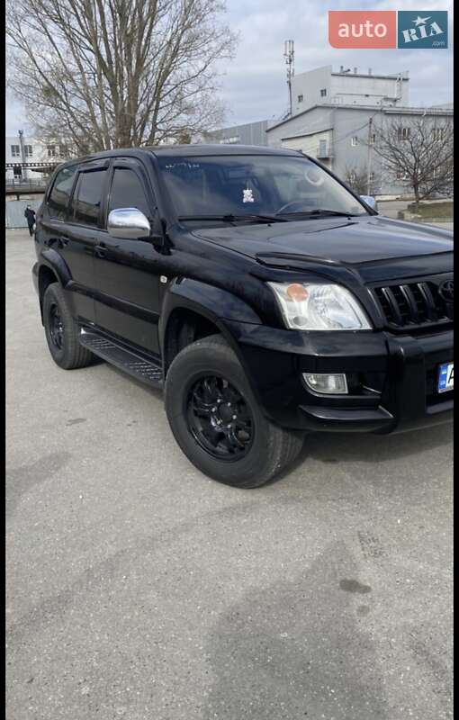Внедорожник / Кроссовер Toyota Land Cruiser 2006 в Харькове