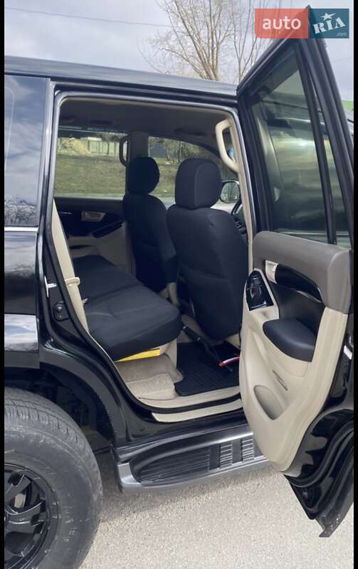 Внедорожник / Кроссовер Toyota Land Cruiser 2006 в Харькове