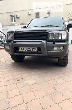 Внедорожник / Кроссовер Toyota Land Cruiser 2005 в Киеве