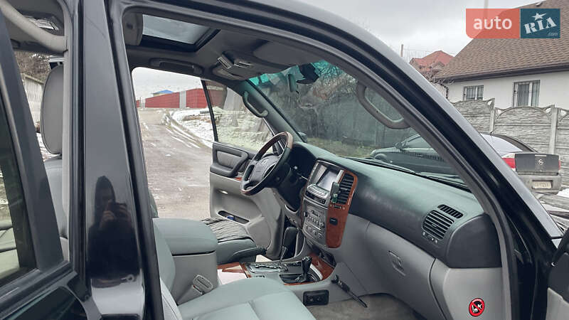 Внедорожник / Кроссовер Toyota Land Cruiser 2003 в Киеве