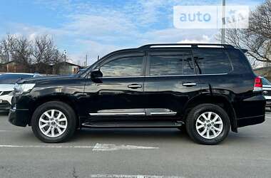 Внедорожник / Кроссовер Toyota Land Cruiser 2018 в Киеве