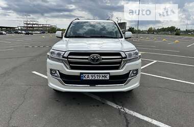 Внедорожник / Кроссовер Toyota Land Cruiser 2019 в Киеве